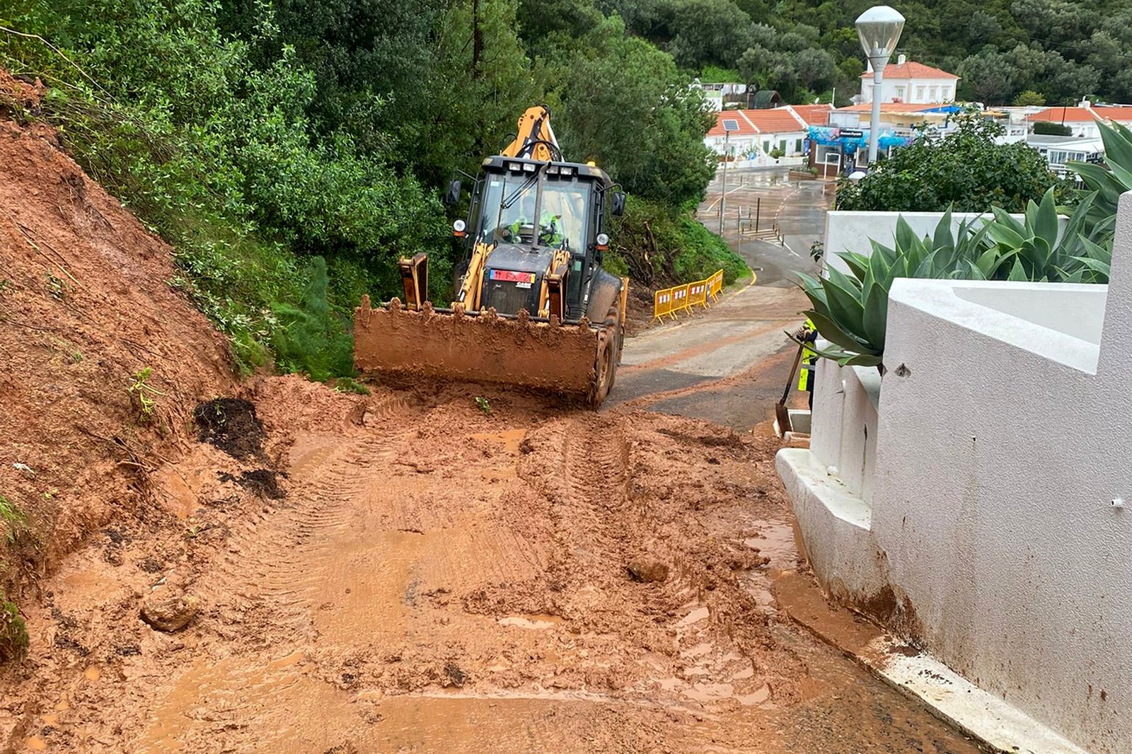 Clima desfavorável gera 547 incidentes em Setúbal na semana.