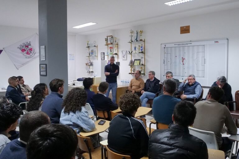 Associação de Árbitros de Futebol de Setúbal com Novas Estruturas Diretivas