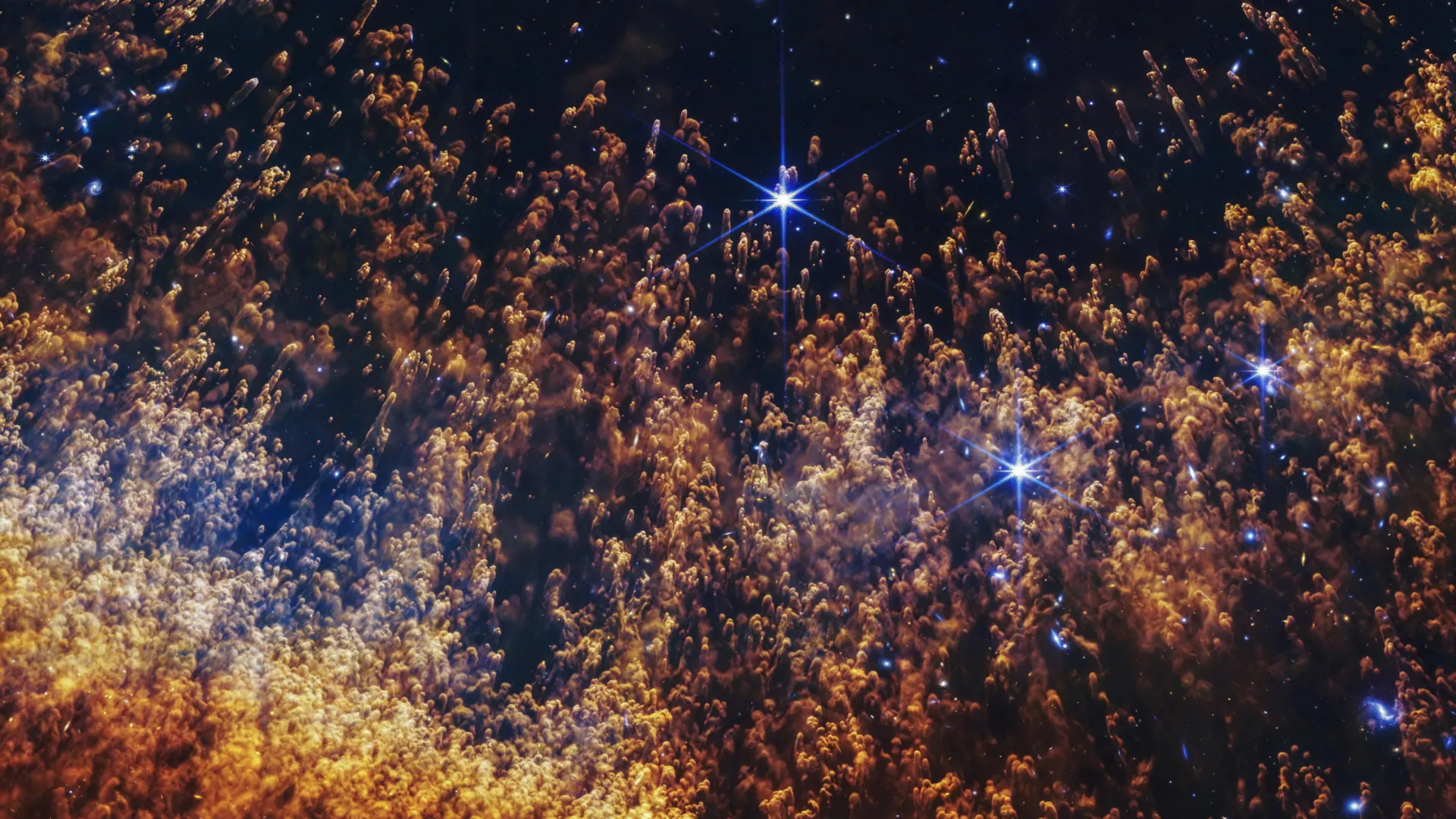 O último suspiro de uma estrela em colapso brilha em uma nova imagem do Nebulosa do Olho de Deus pelo Webb.