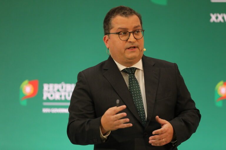 Governo salienta que "mesmo diante do cenário global desfavorável" Portugal se posiciona no nível "A" em todas as agencias.