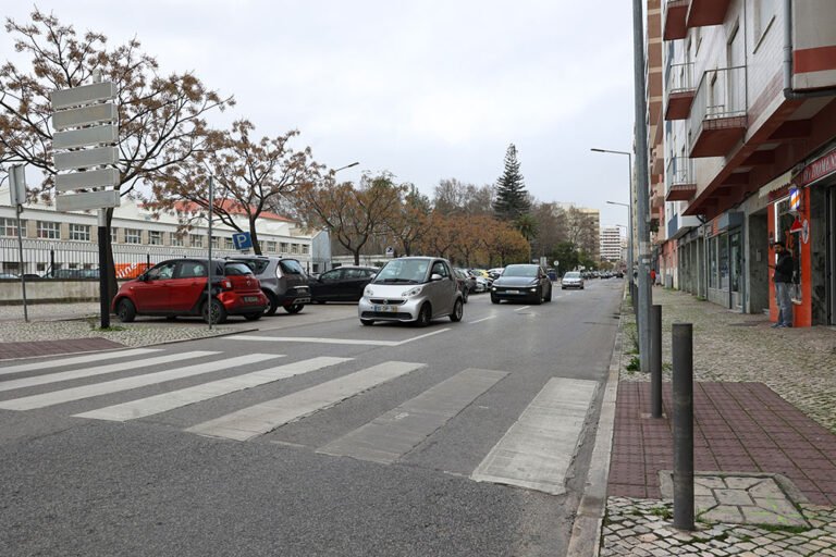 Requalificação do espaço urbano afeta Avenida Alexandre Herculano