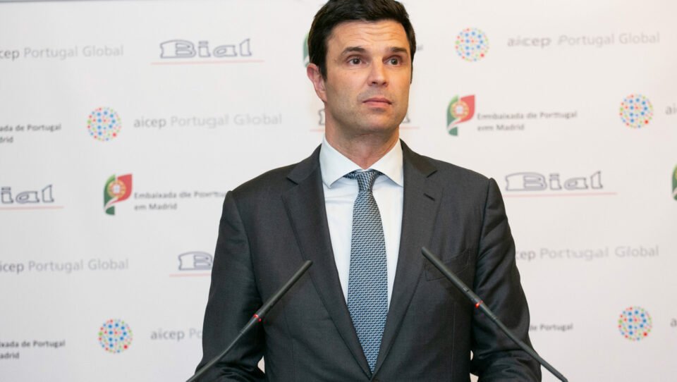 Bial e GSK estabelecem pacto de permissão para comercialização de fármacos em território português