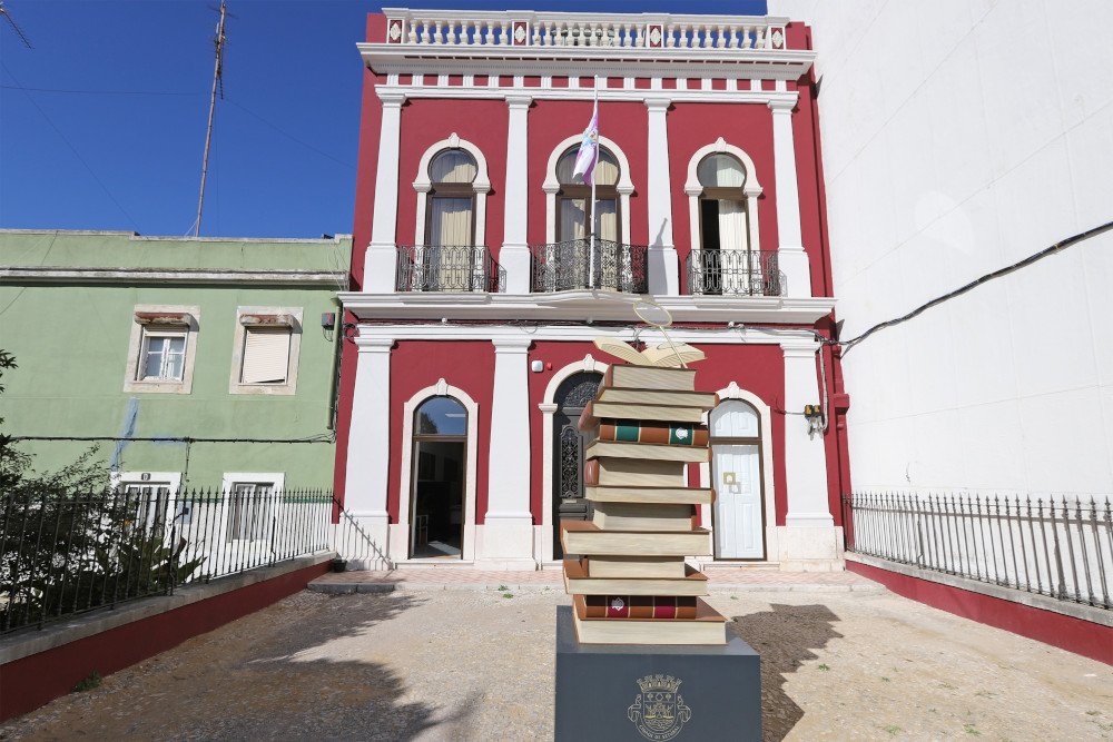 Arquivo Público encerra atividades para reestruturação do acervo