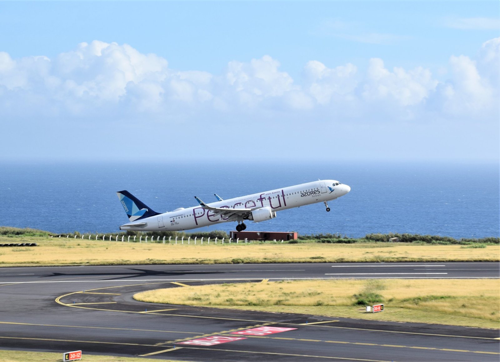 Consórcio de Carlos Tavares assegura que irá até às "últimas possibilidades" na venda dos Açores