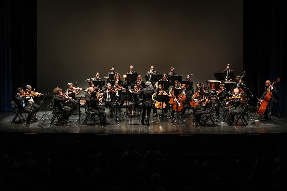 Sinfonia Heroica: Celebrando Coragem e Lembrança