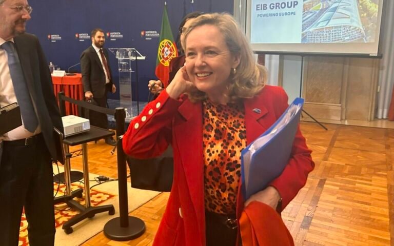 Nadia Calvino revela um novo conjunto do BEI de 1,5 mil milhões para moradia social