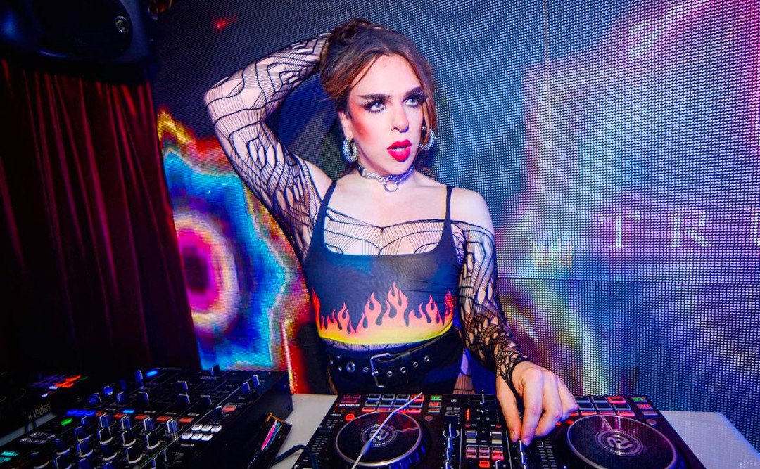 TOCA com melodia e culinária na Praça José Afonso