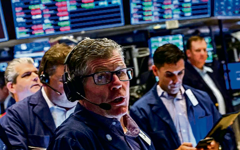 Mercado de Lisboa e continente europeu iniciam com forte desvalorização e petróleo sobe abruptamente devido a conflito no Irão