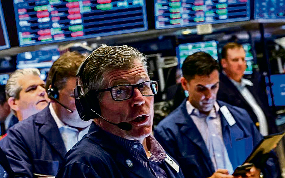 Mercado de Lisboa e continente europeu iniciam com forte desvalorização e petróleo sobe abruptamente devido a conflito no Irão