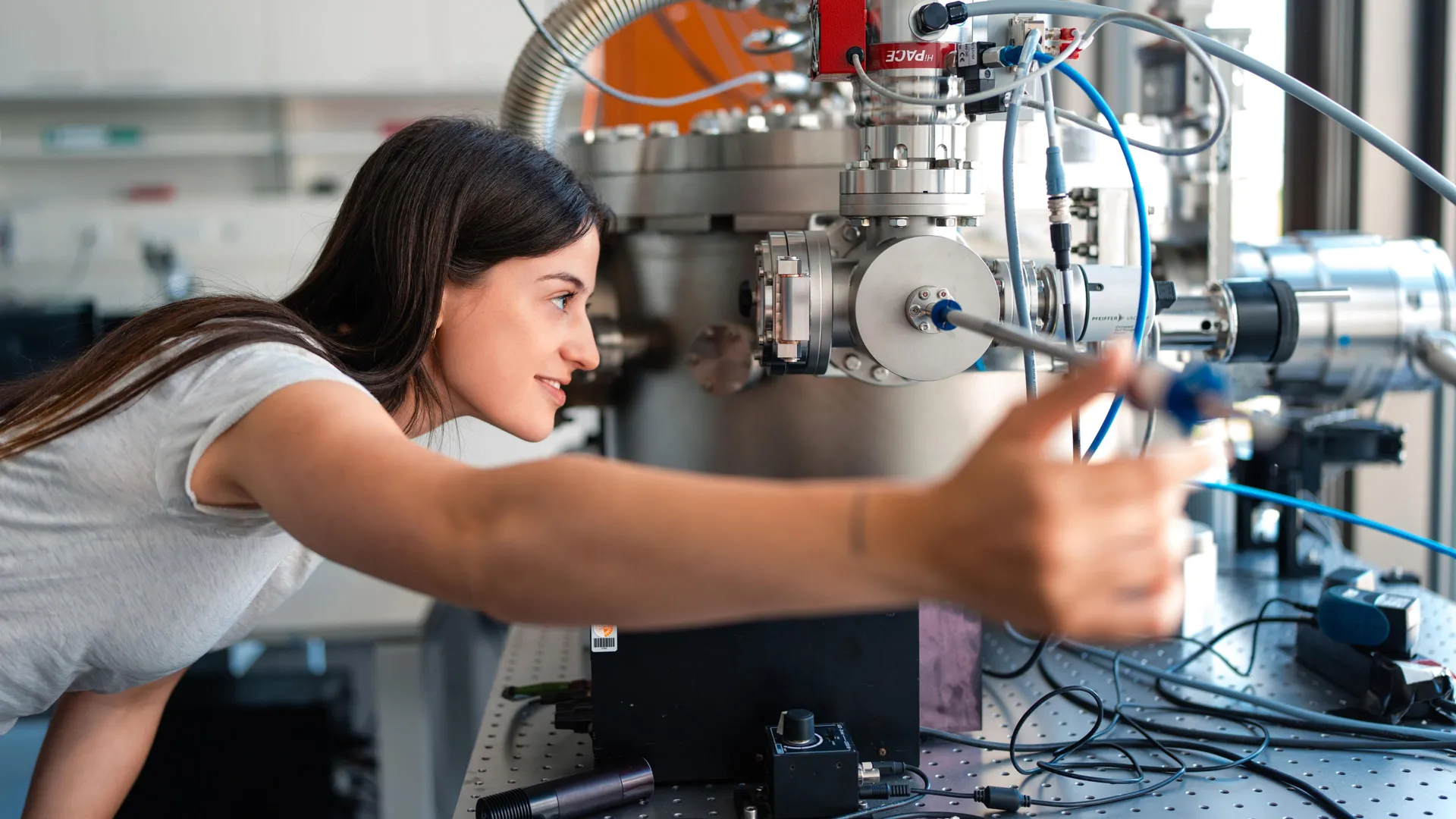 O imã torcida em duas dimensões gera skyrmions para armazenamento de dados ultradenso