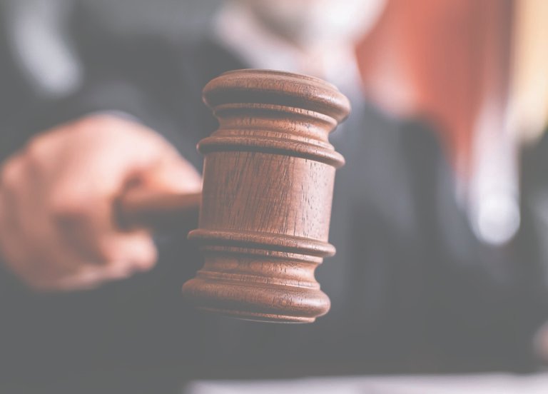 Juristas sugerem conciliação antecipada e divisão para estrangeiros nas cortes