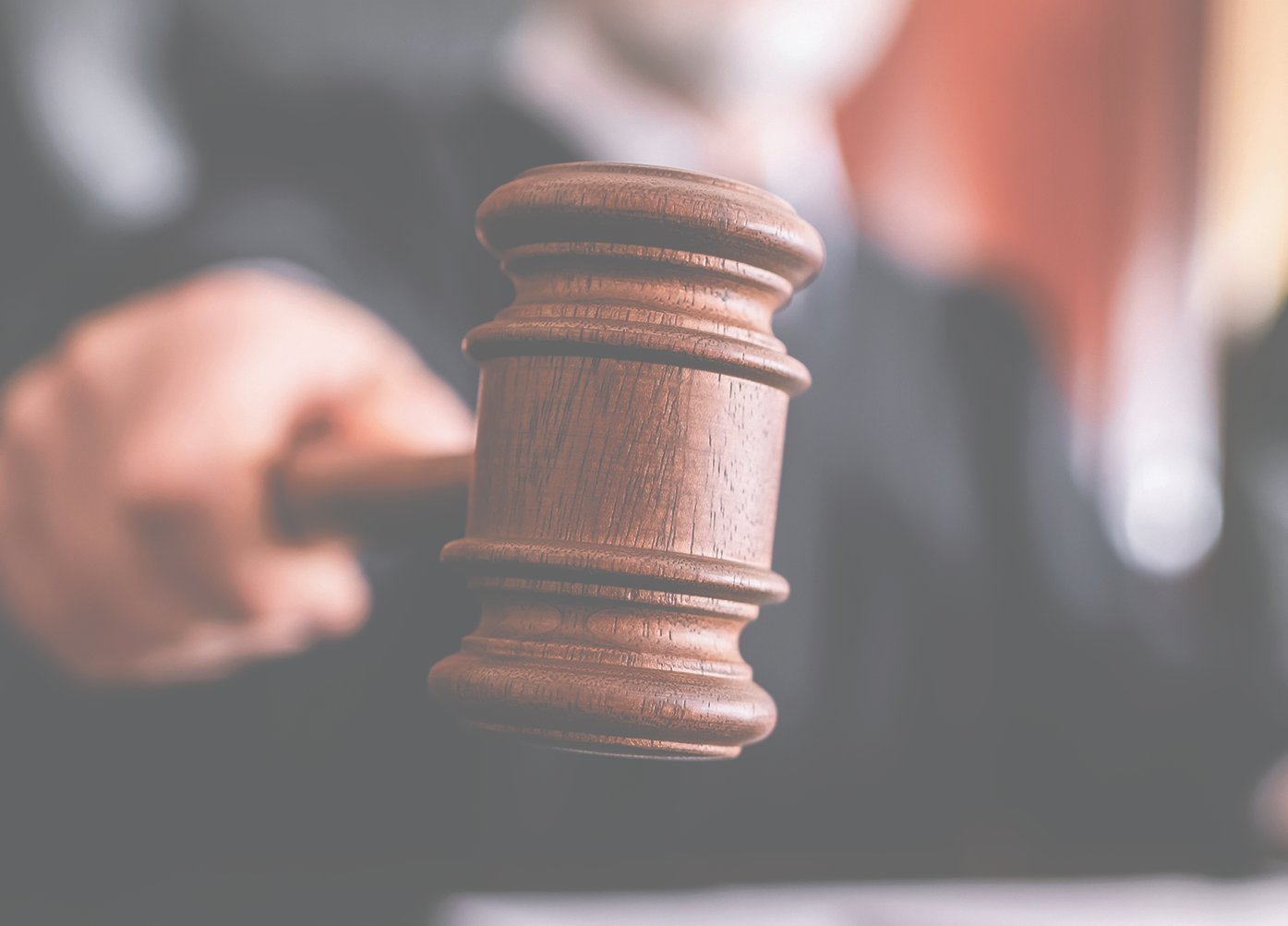 Juristas sugerem conciliação antecipada e divisão para estrangeiros nas cortes