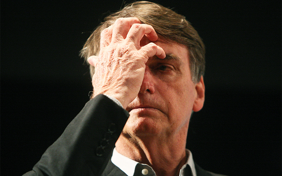 Decisão do magistrado Alexandre de Moraes determina início da condenação de Jair Bolsonaro