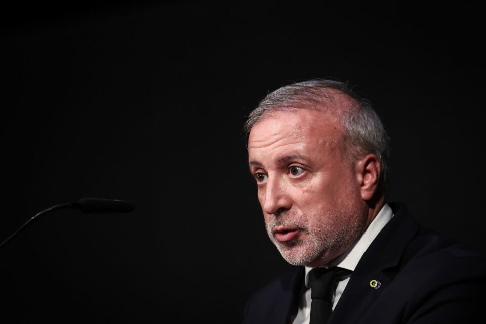 Diretoria da Carris se despede e Moedas concorda