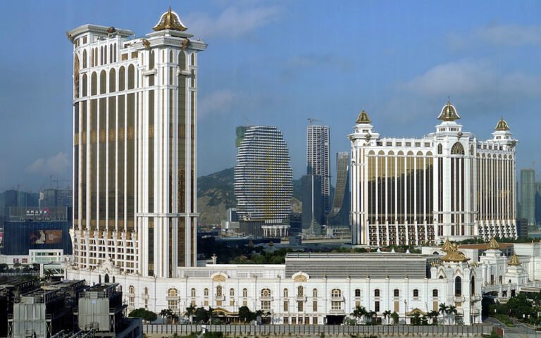 Despesas governamentais de Macau com déficit em setembro após aumento de assistências sociais