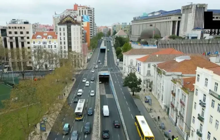 Supervisão em tempo real no Túnel da Rua João XXI com tecnologia da Yunex Traffic Portugal