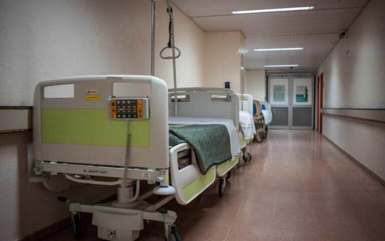 Conselho dos Doutores alarmado com constantes trocas de gestores clínicos no Serviço Nacional de Saúde